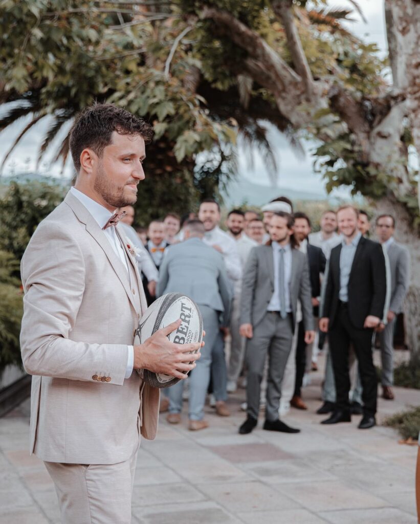 jeu du marié lancer du ballon de rugby
