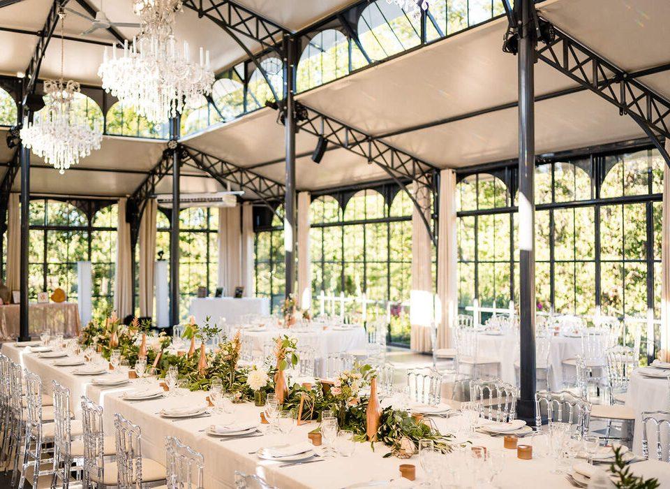Décoration blanches mariage verrière salle intérieur